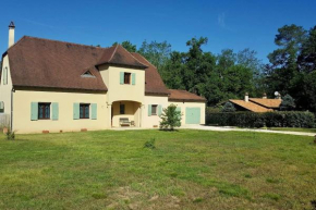 Villa tout confort - 165m2 - 4 chambres - Piscine